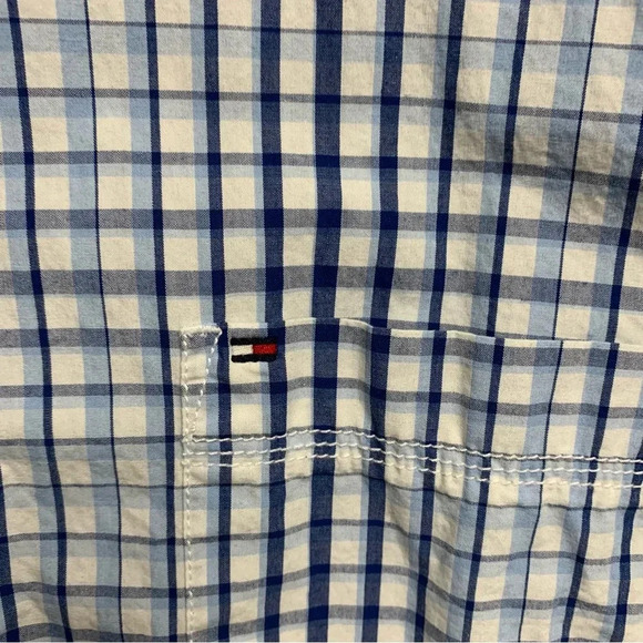 Tommy Hilfiger XL blue checked button down short sleeve shirt custom fit - Picture 2 of 8